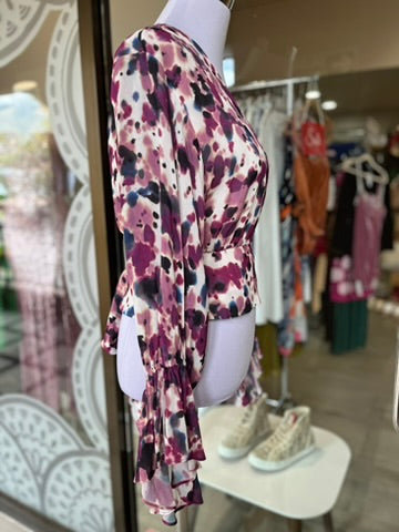 Blusa & OTHER STORIES